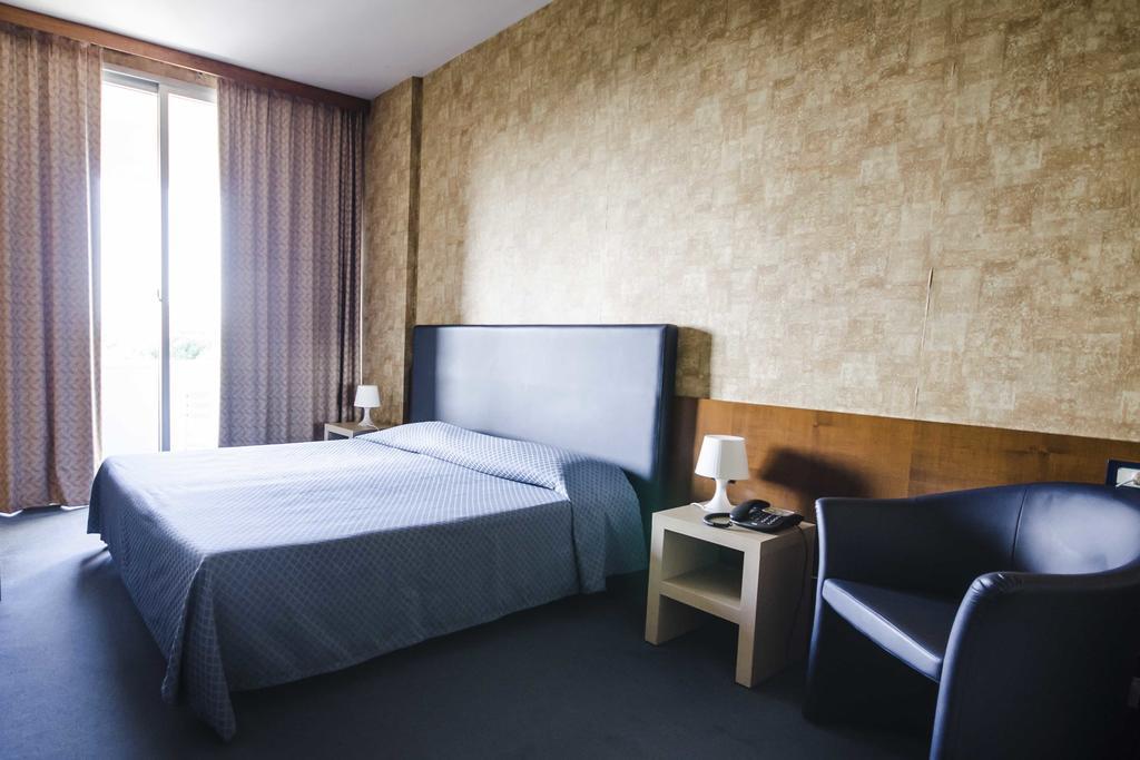 Grand Hotel Helios Tarquinia Exterior photo
