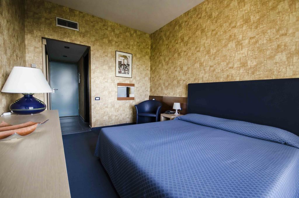 Grand Hotel Helios Tarquinia Exterior photo