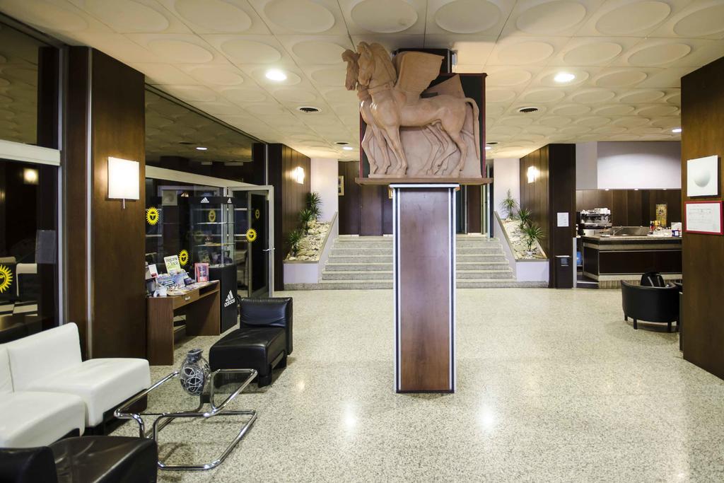 Grand Hotel Helios Tarquinia Exterior photo