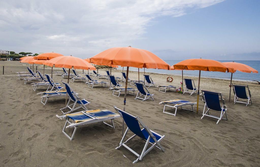 Grand Hotel Helios Tarquinia Exterior photo