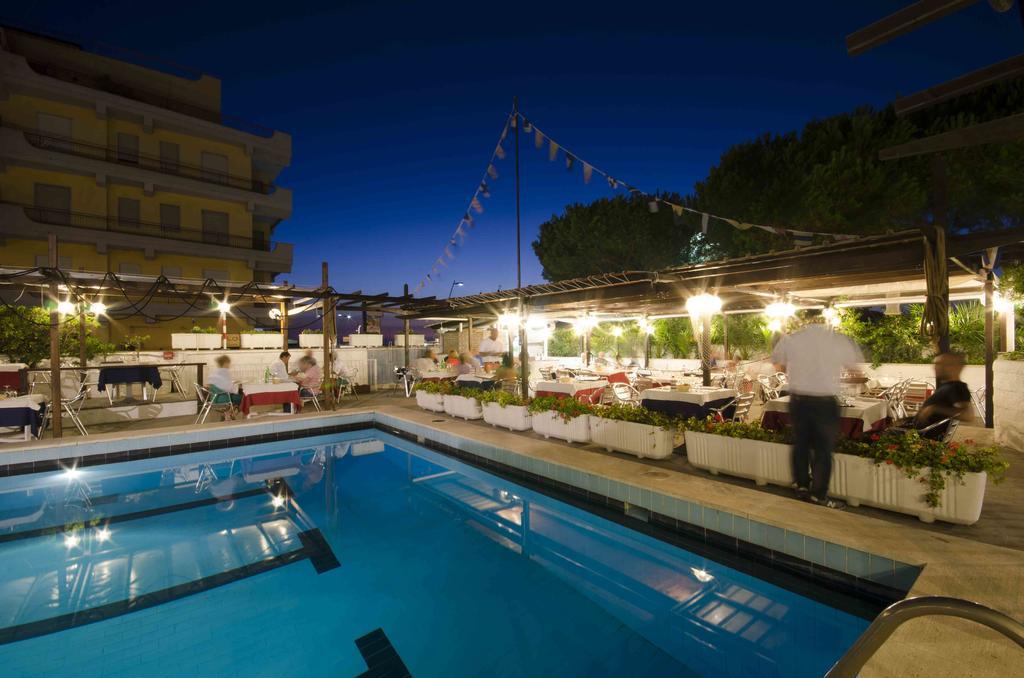 Grand Hotel Helios Tarquinia Exterior photo